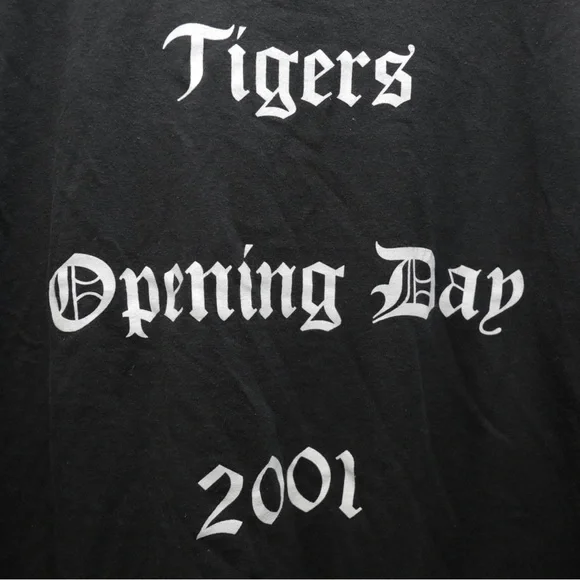 Vintage Y2K 89x Detroit Radio Shirt - Picture 5 of 5